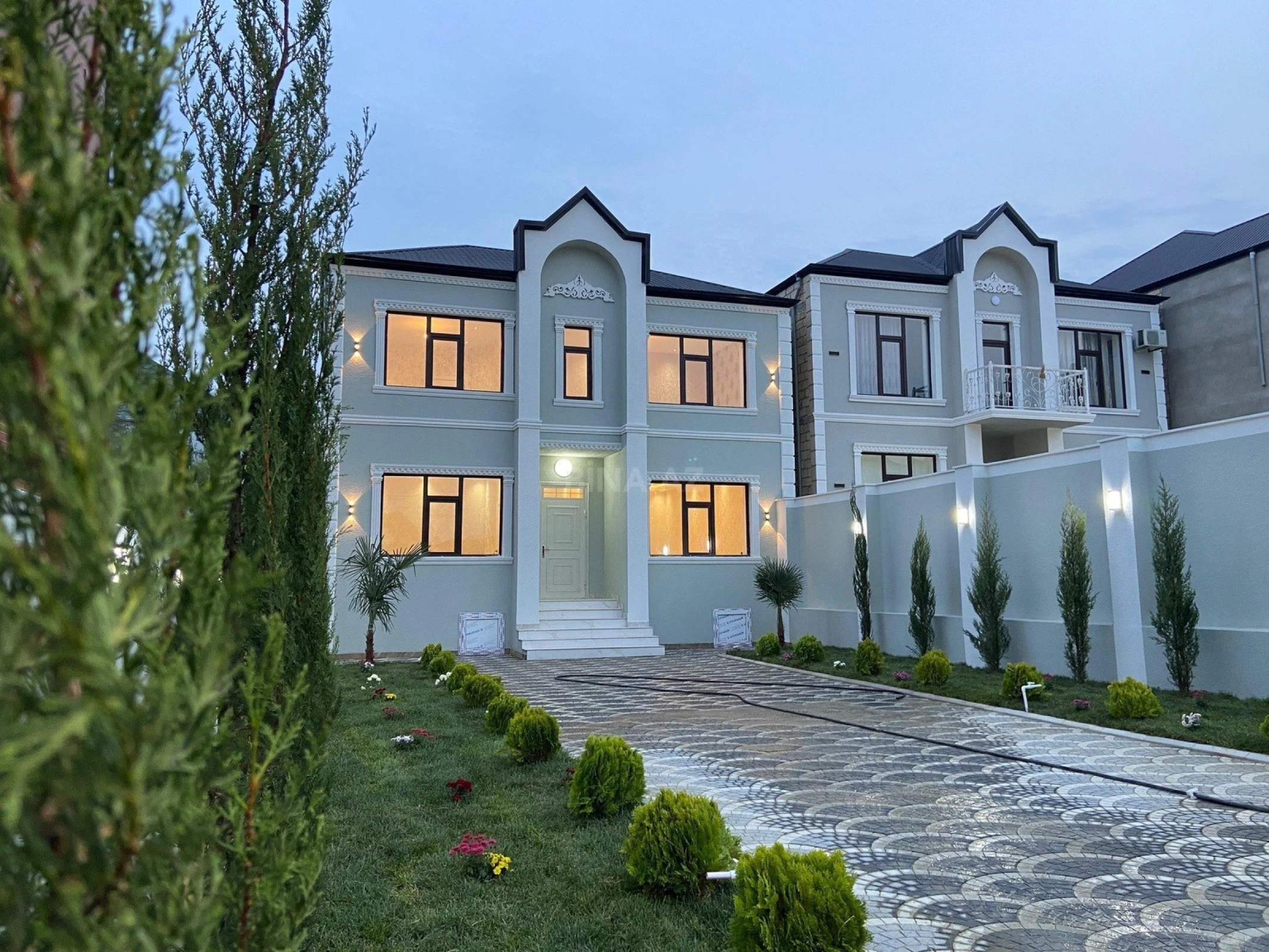 Satılır 4 otaqlı həyət evi 150 m²