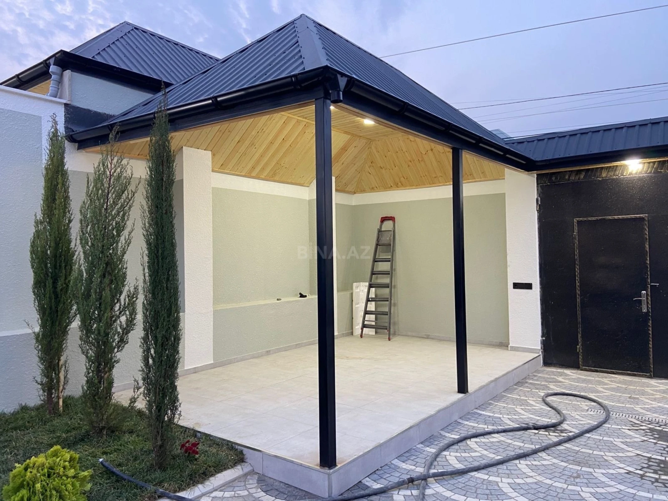 Satılır 4 otaqlı həyət evi 150 m²