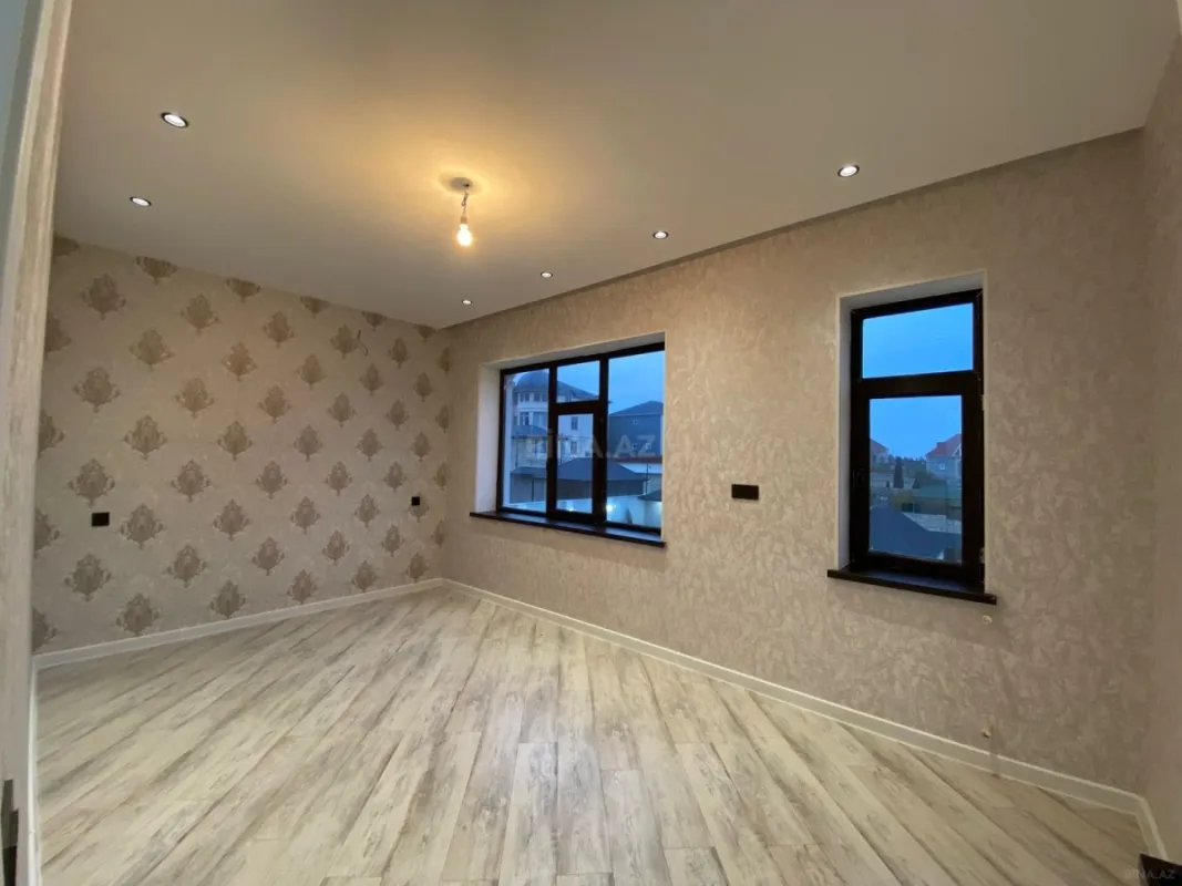 Satılır 4 otaqlı həyət evi 150 m²