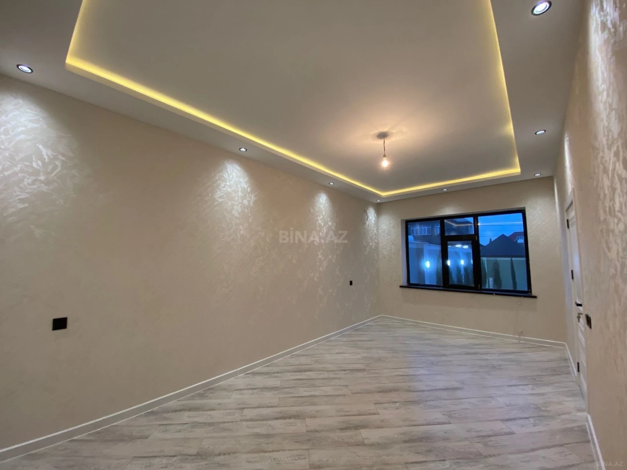 Satılır 4 otaqlı həyət evi 150 m²