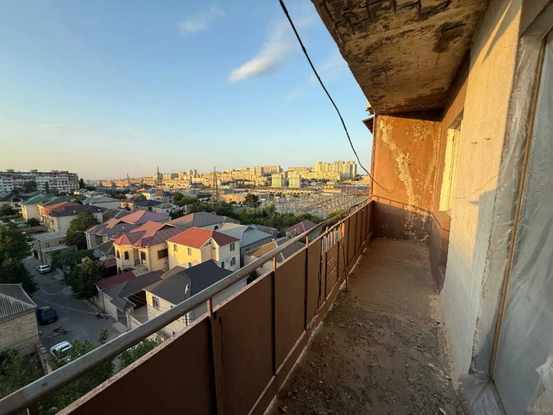 Satılır 2 otaqlı mənzil 65 m²