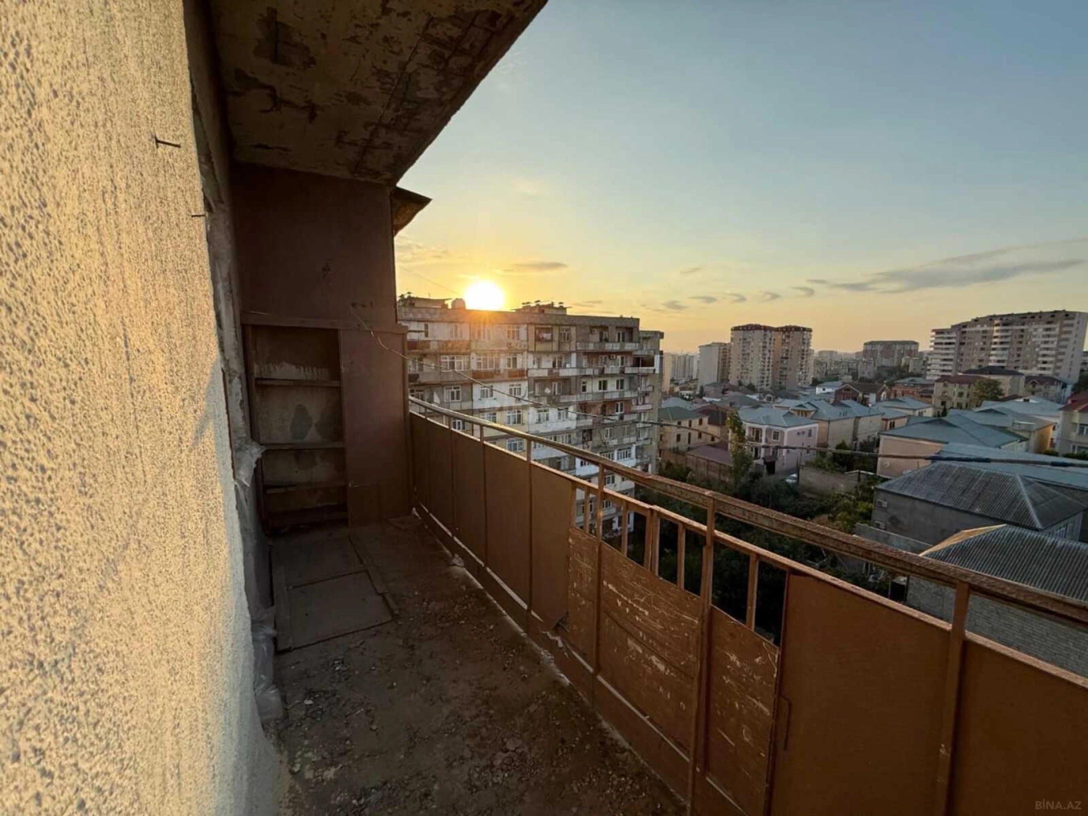 Satılır 2 otaqlı mənzil 65 m²