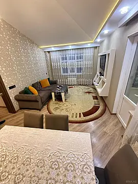 Satılır 2 otaqlı mənzil 52 m²