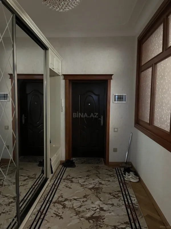 Kirayə verilir 1 otaqlı mənzil 174 m²