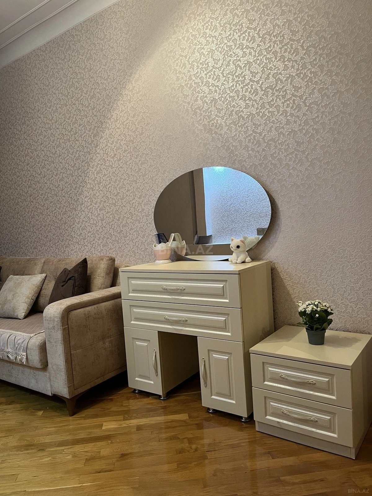 Kirayə verilir 1 otaqlı mənzil 174 m²