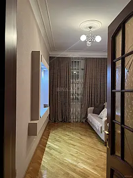 Kirayə verilir 1 otaqlı mənzil 174 m²