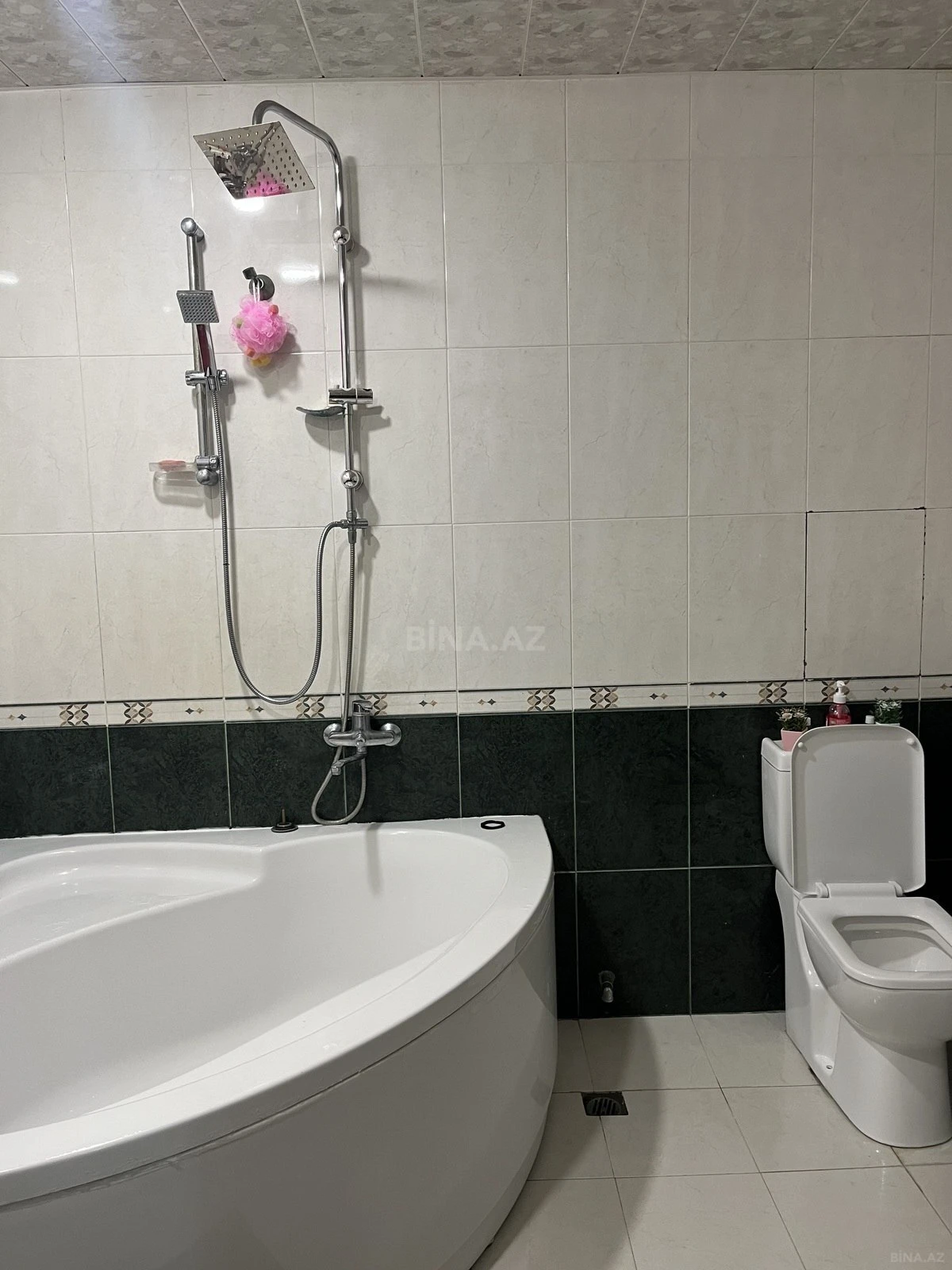 Kirayə verilir 1 otaqlı mənzil 174 m²