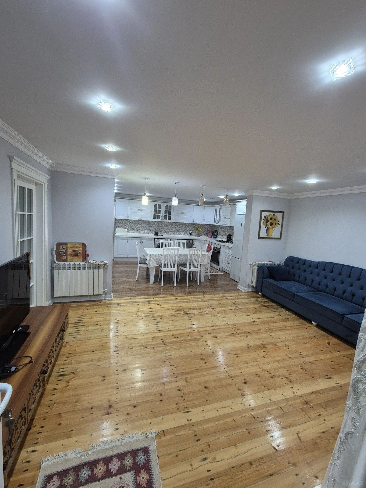 Satılır 4 otaqlı həyət evi 250 m²