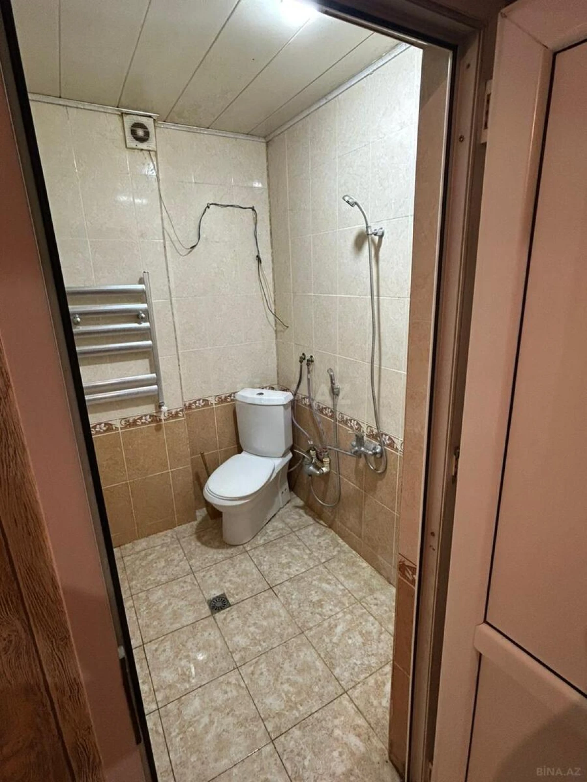Kirayə verilir 2 otaqlı mənzil 60 m²