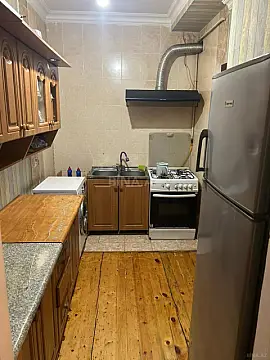 Kirayə verilir 2 otaqlı mənzil 60 m²