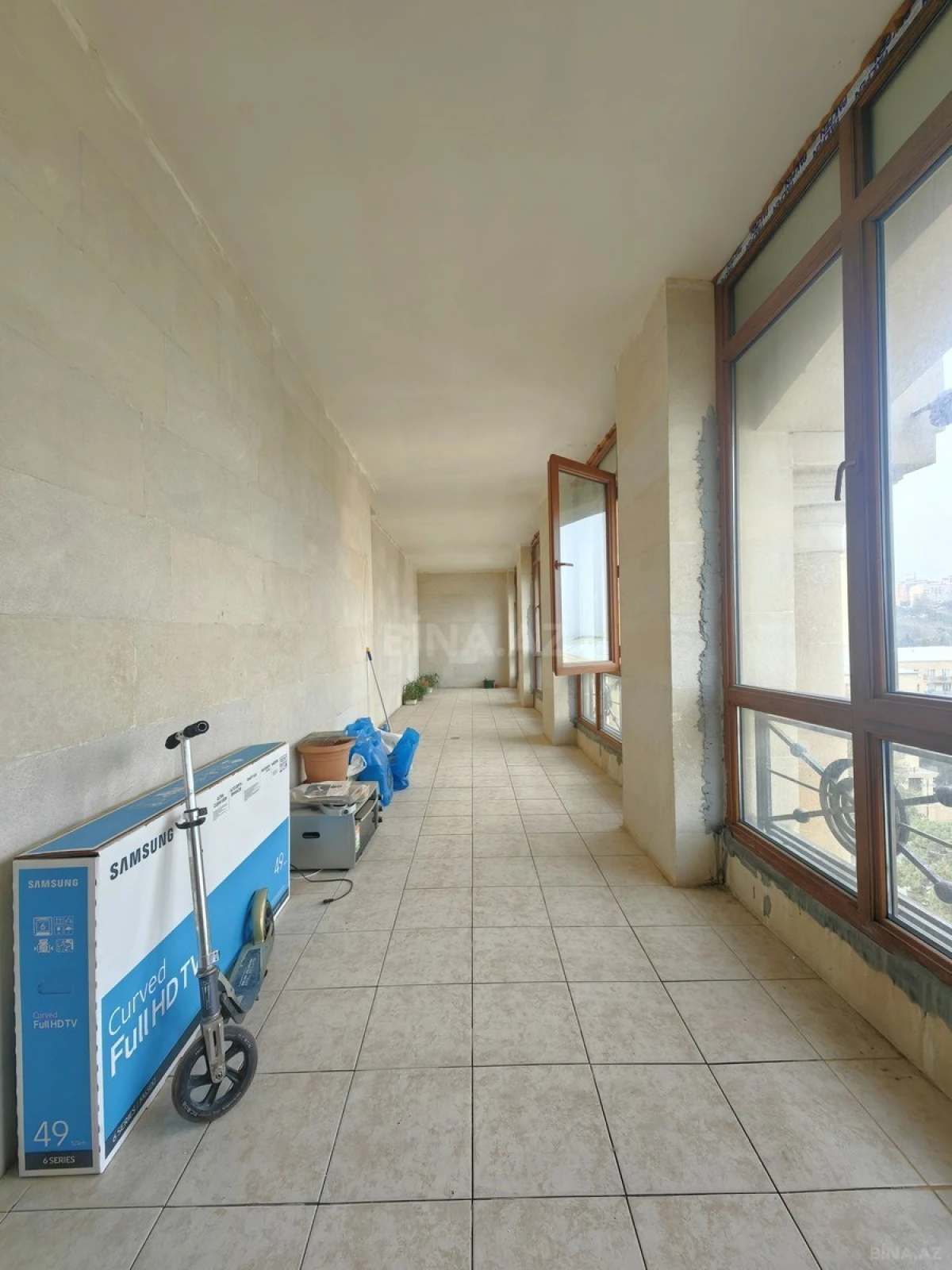 Satılır 4 otaqlı mənzil 170 m²