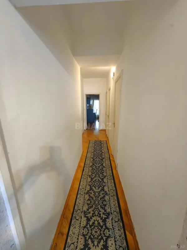 Satılır 4 otaqlı mənzil 170 m²