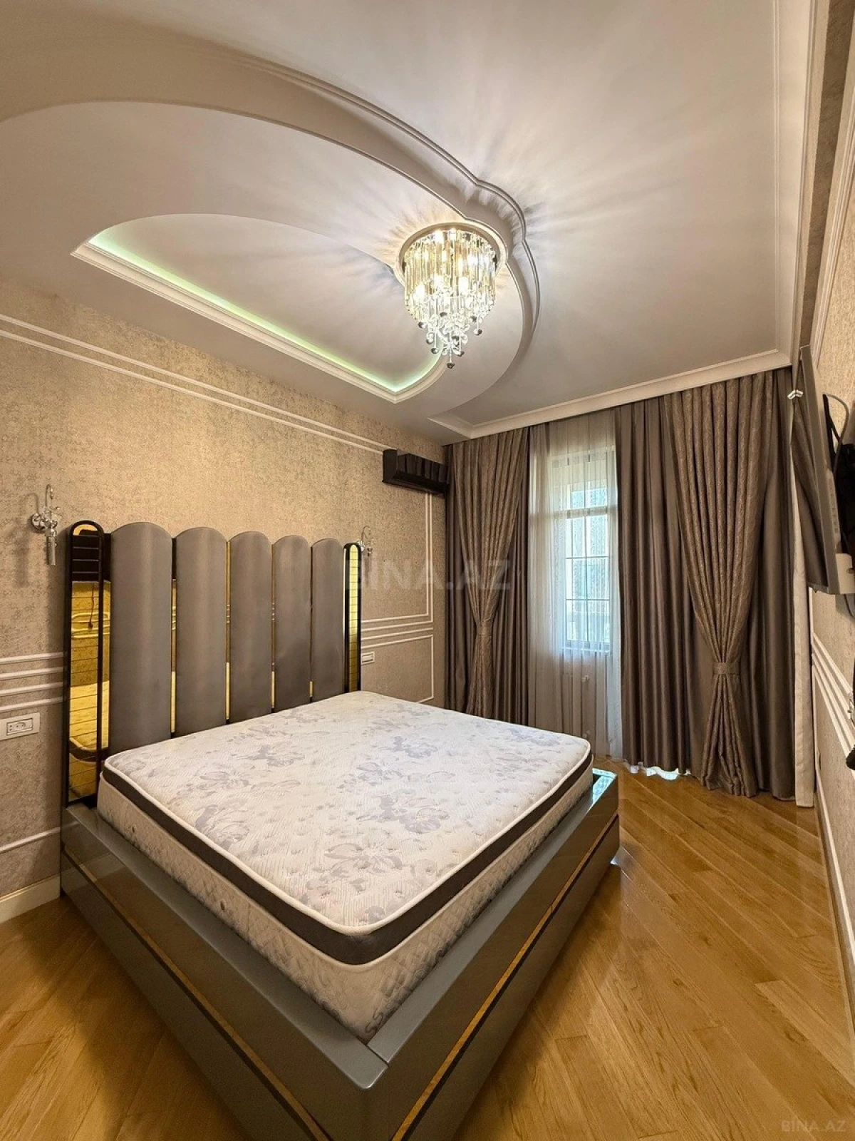 Satılır 2 otaqlı mənzil 88 m²