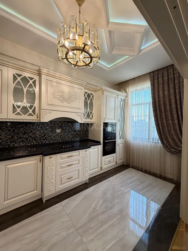 Satılır 2 otaqlı mənzil 88 m²