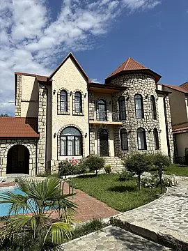 Satılır 5 otaqlı həyət evi 260 m² — Qəbələ 5 otaq 260.00 m²