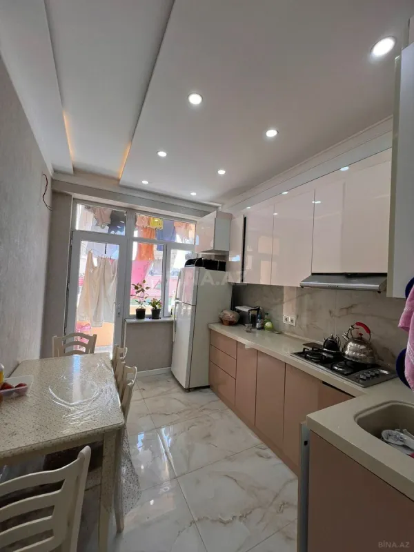 Satılır 3 otaqlı mənzil 84 m²