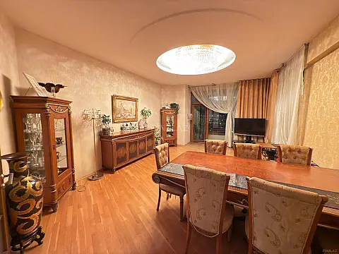Satılır 3 otaqlı mənzil 110 m² — Bakı, Qaraçuxur 3 otaq 110.00 m²