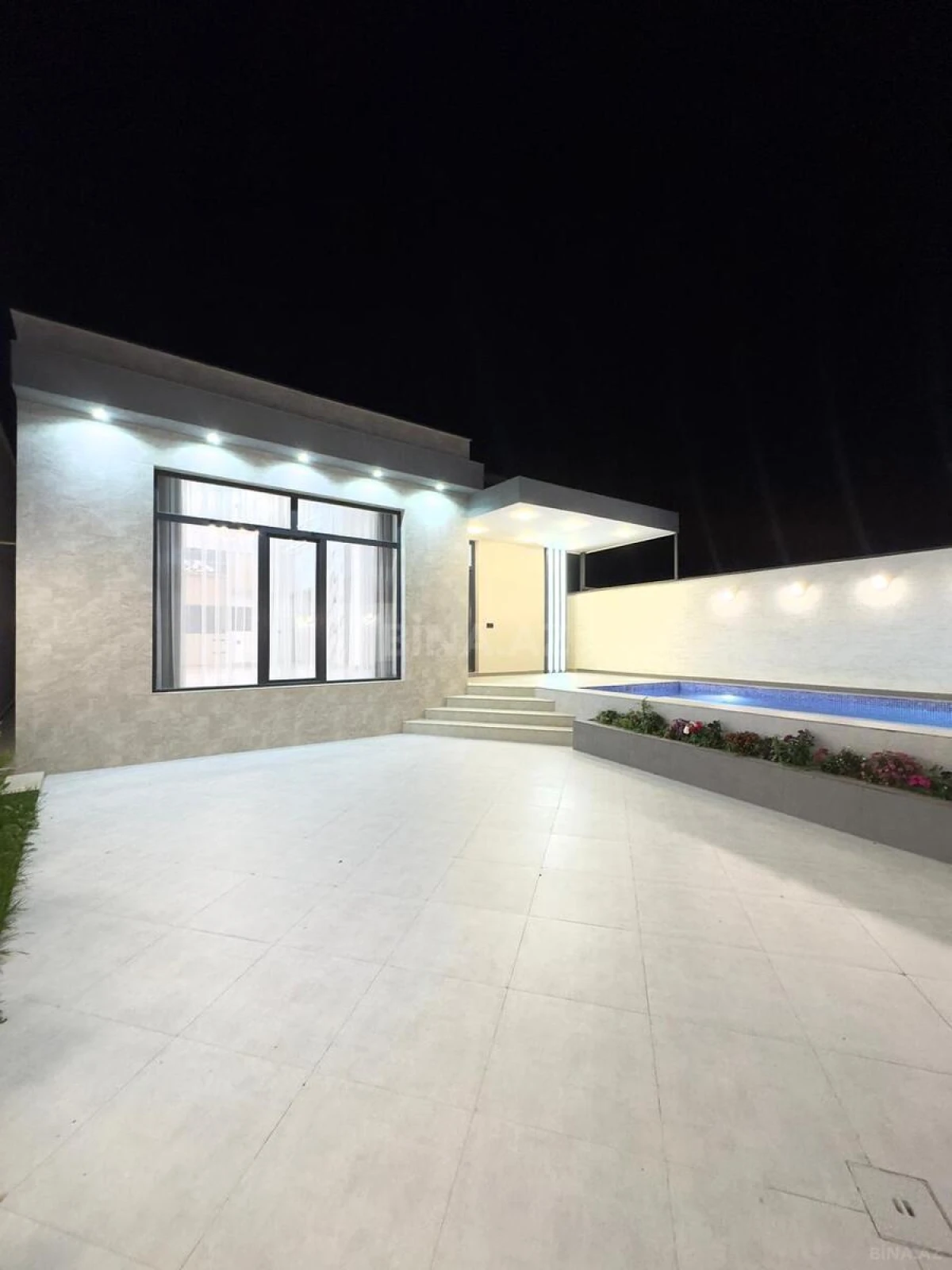 Satılır 4 otaqlı həyət evi 150 m²