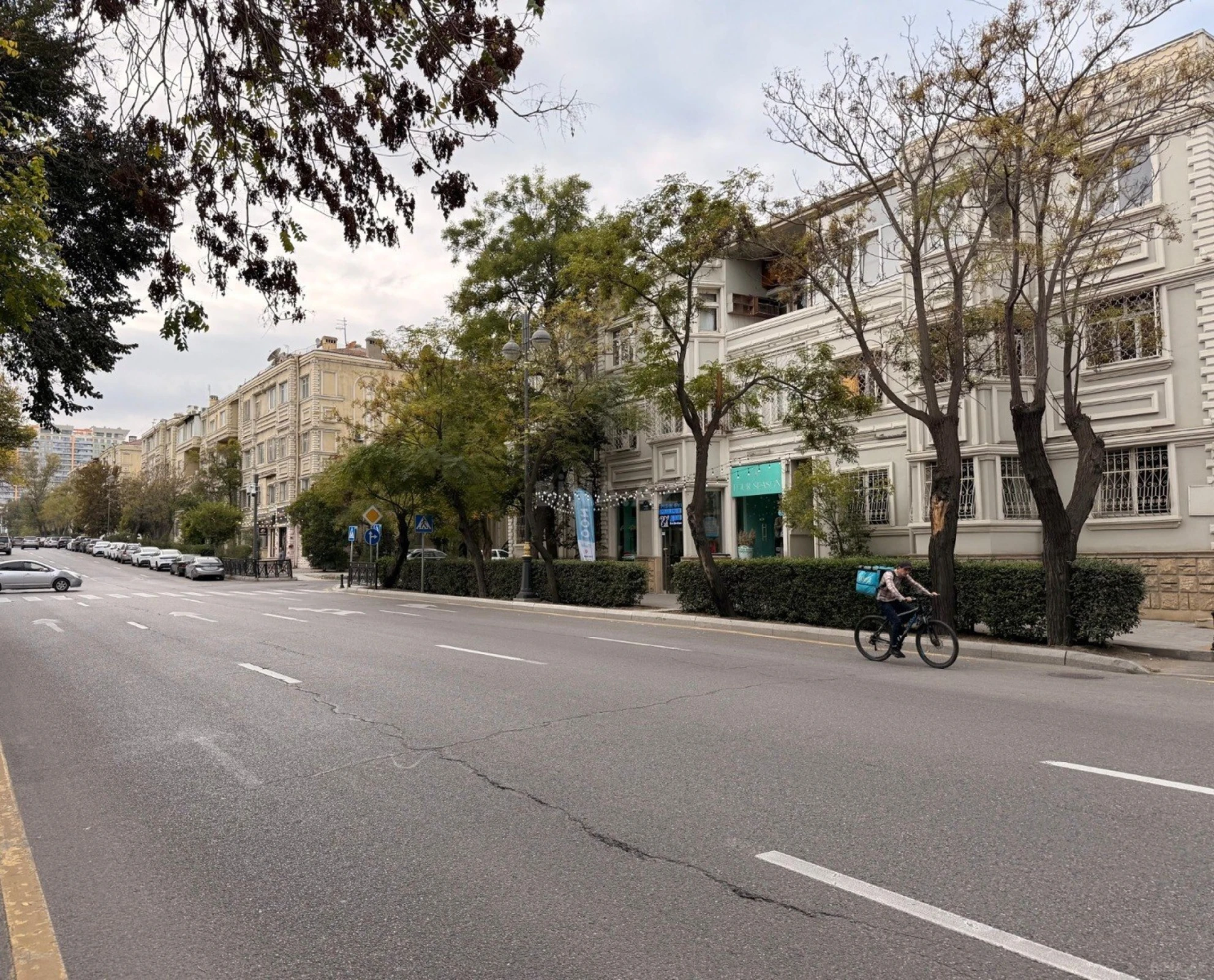 Satılır 3 otaqlı mənzil 80 m²