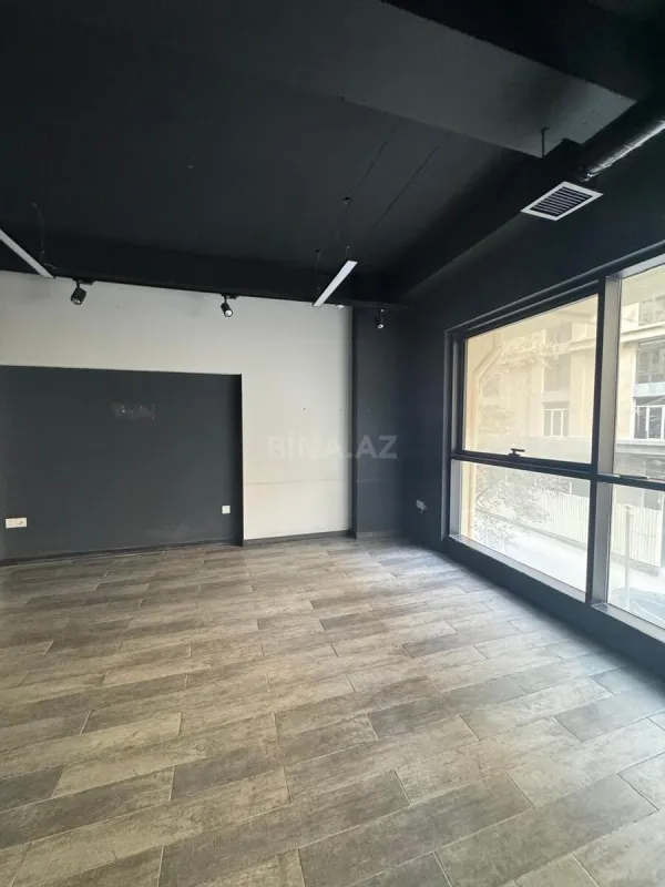 Kirayə verilir obyekt 440 m²