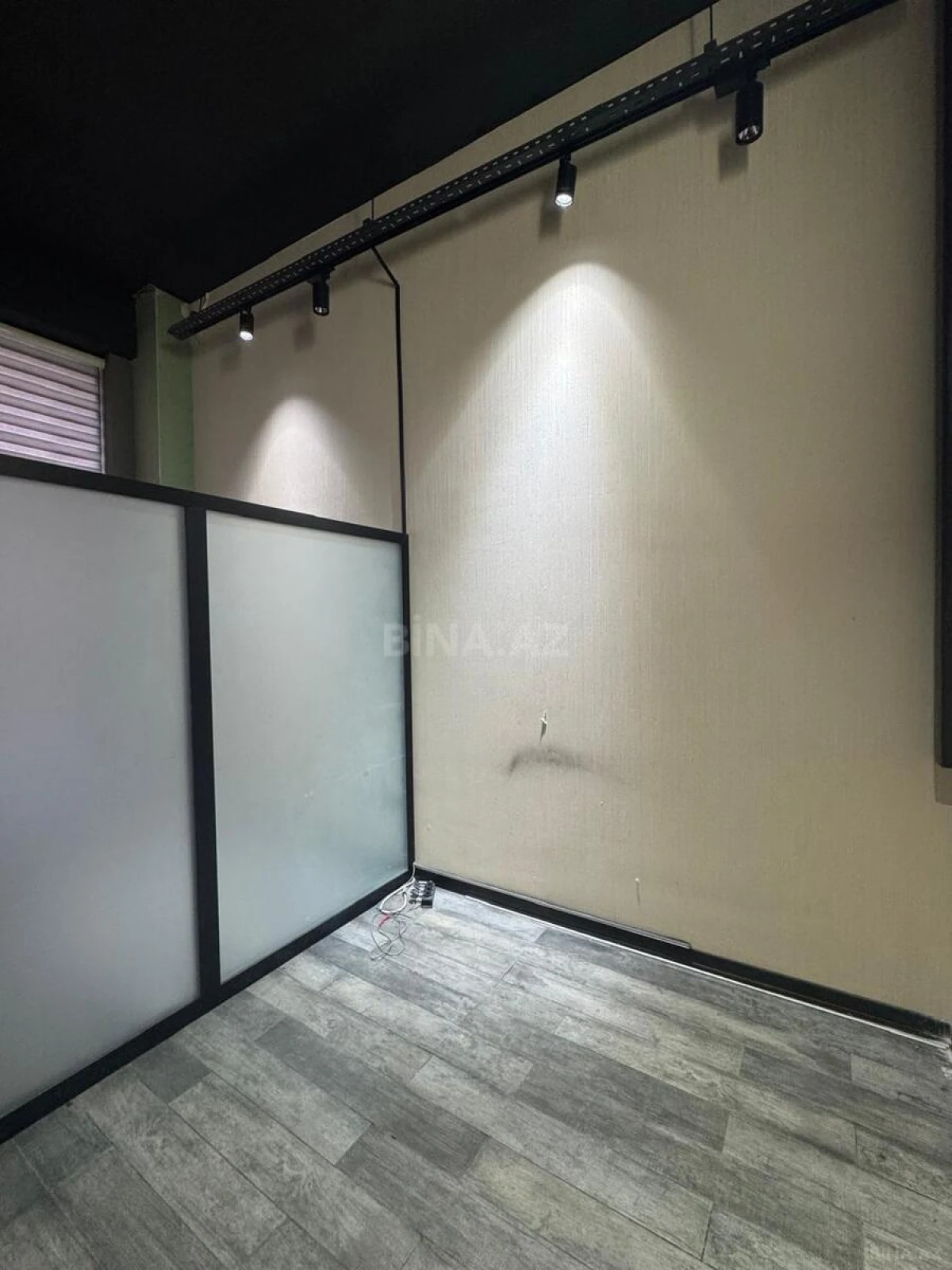 Kirayə verilir obyekt 440 m²