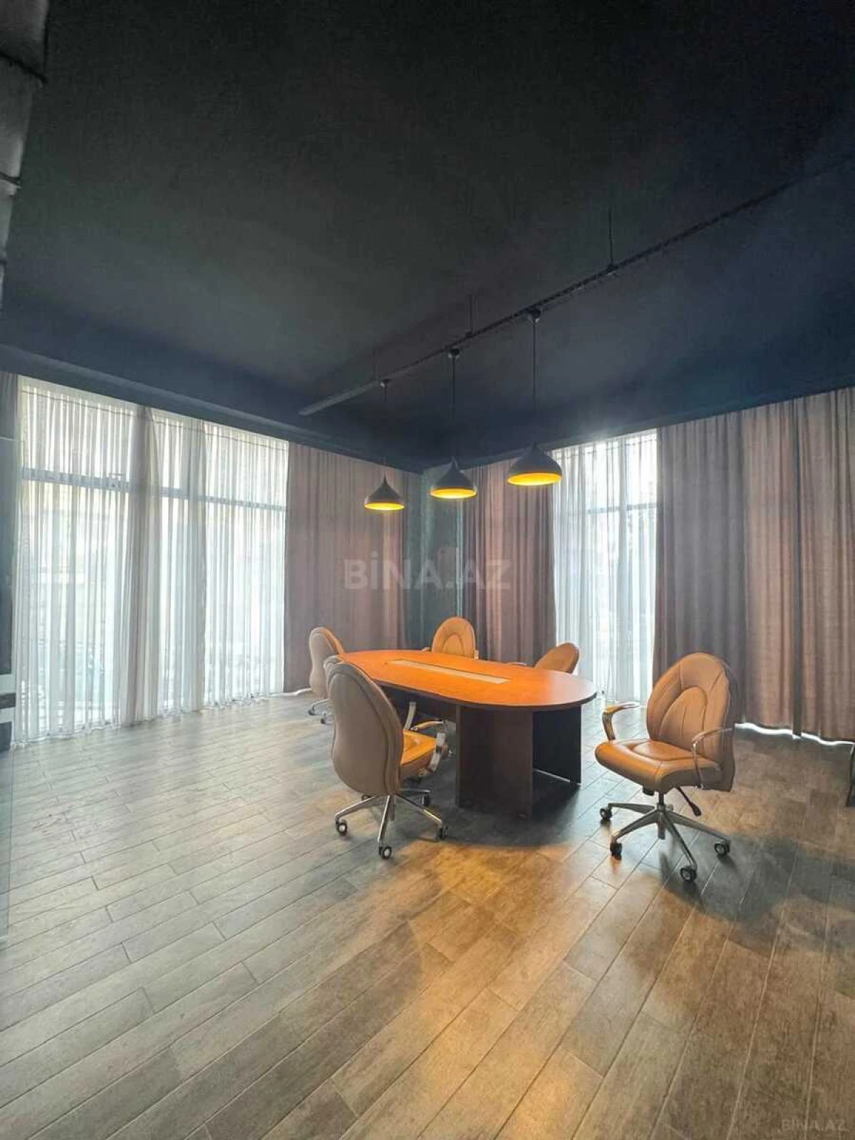 Kirayə verilir obyekt 440 m²