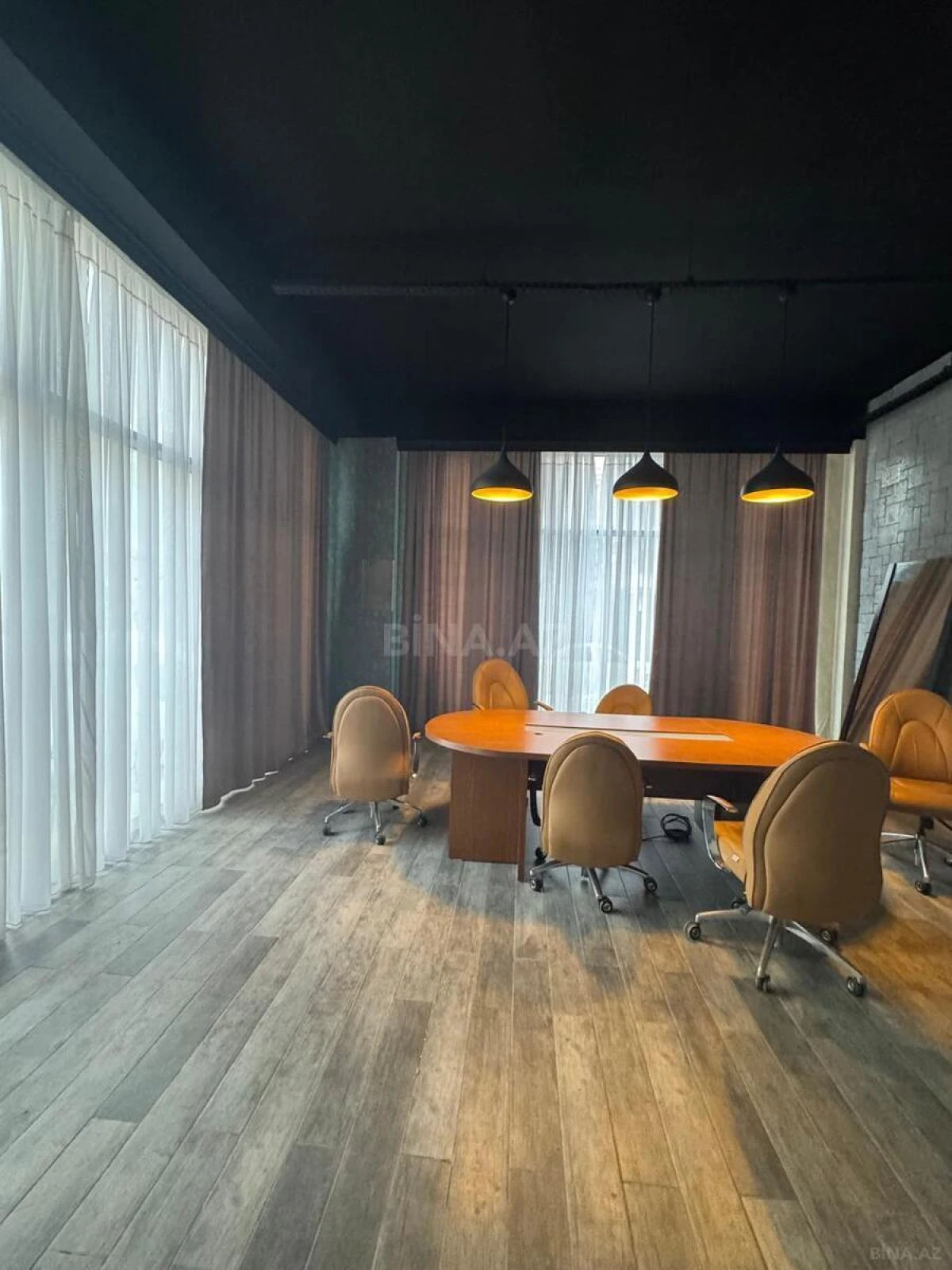 Kirayə verilir obyekt 440 m²