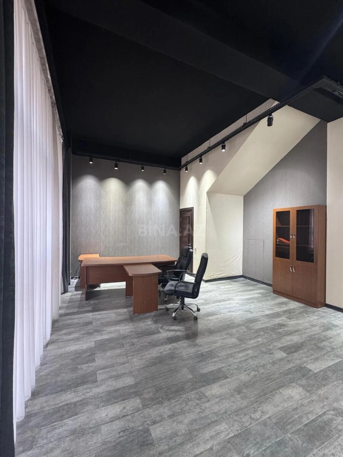 Kirayə verilir obyekt 440 m²