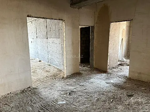 Satılır 4 otaqlı mənzil 200 m²