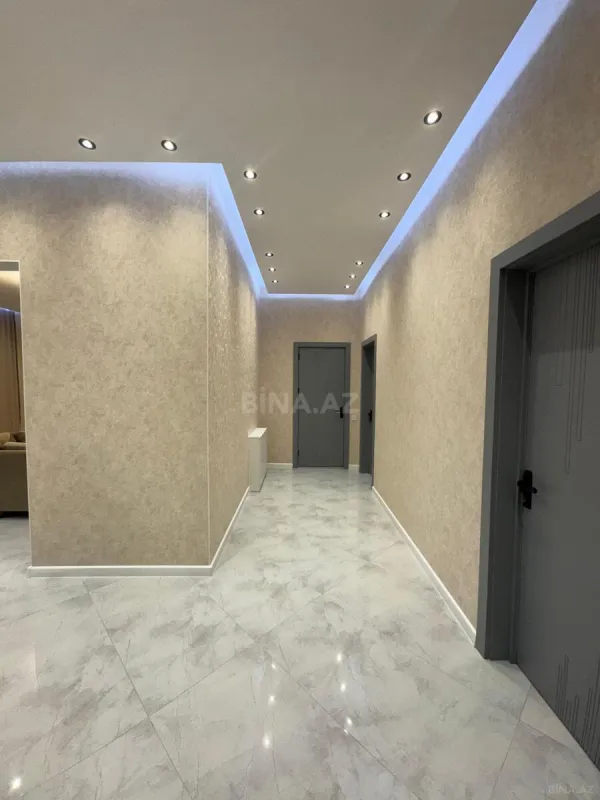 Satılır 4 otaqlı həyət evi 180 m²