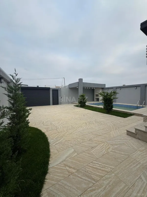 Satılır 4 otaqlı həyət evi 180 m²