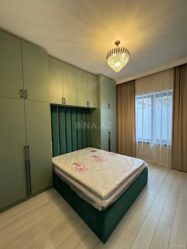 Satılır 4 otaqlı həyət evi 180 m²