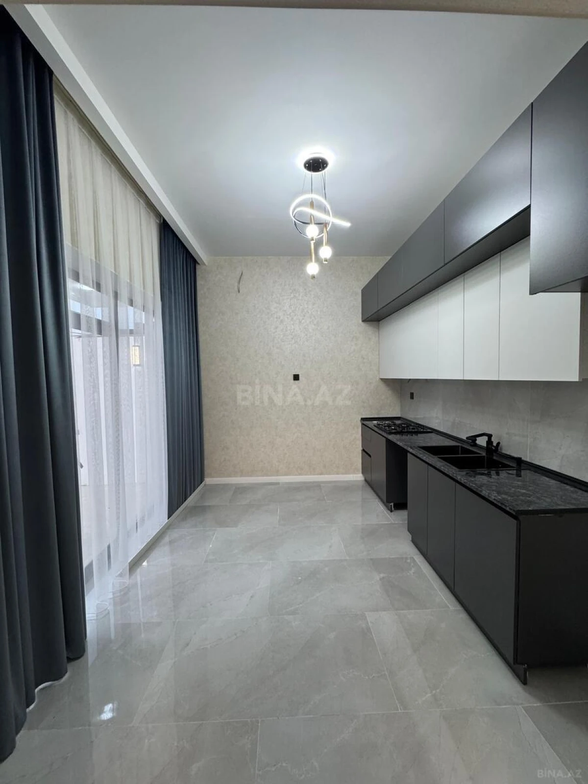 Satılır 4 otaqlı həyət evi 150 m²