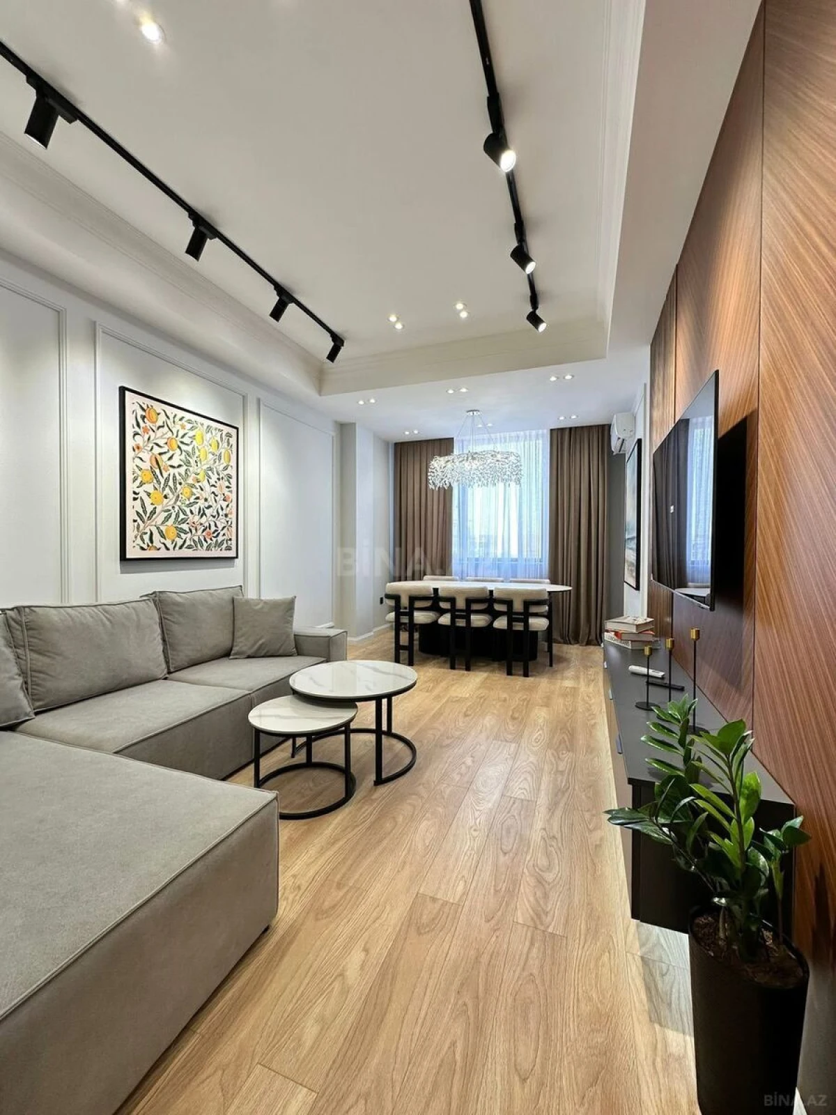 Satılır 2 otaqlı mənzil 68 m²