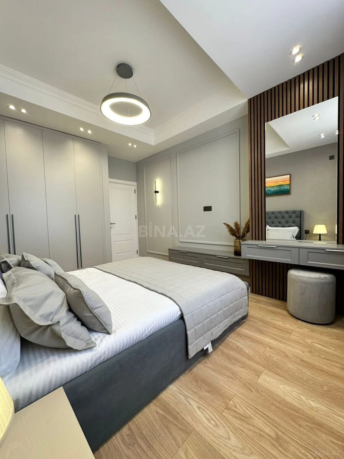 Satılır 2 otaqlı mənzil 68 m²