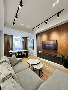 Satılır 2 otaqlı mənzil 68 m²