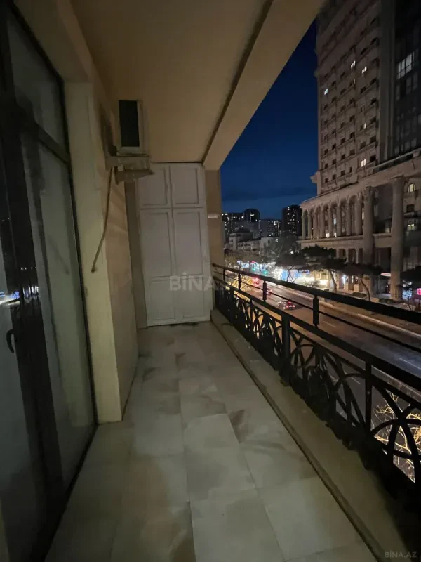 Kirayə verilir 3 otaqlı mənzil 120 m²