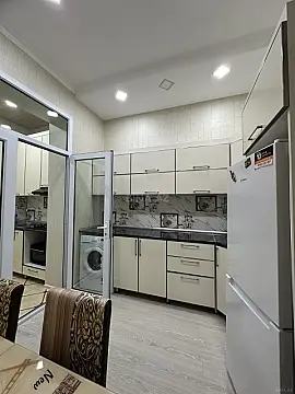 Kirayə verilir 3 otaqlı mənzil 90 m²