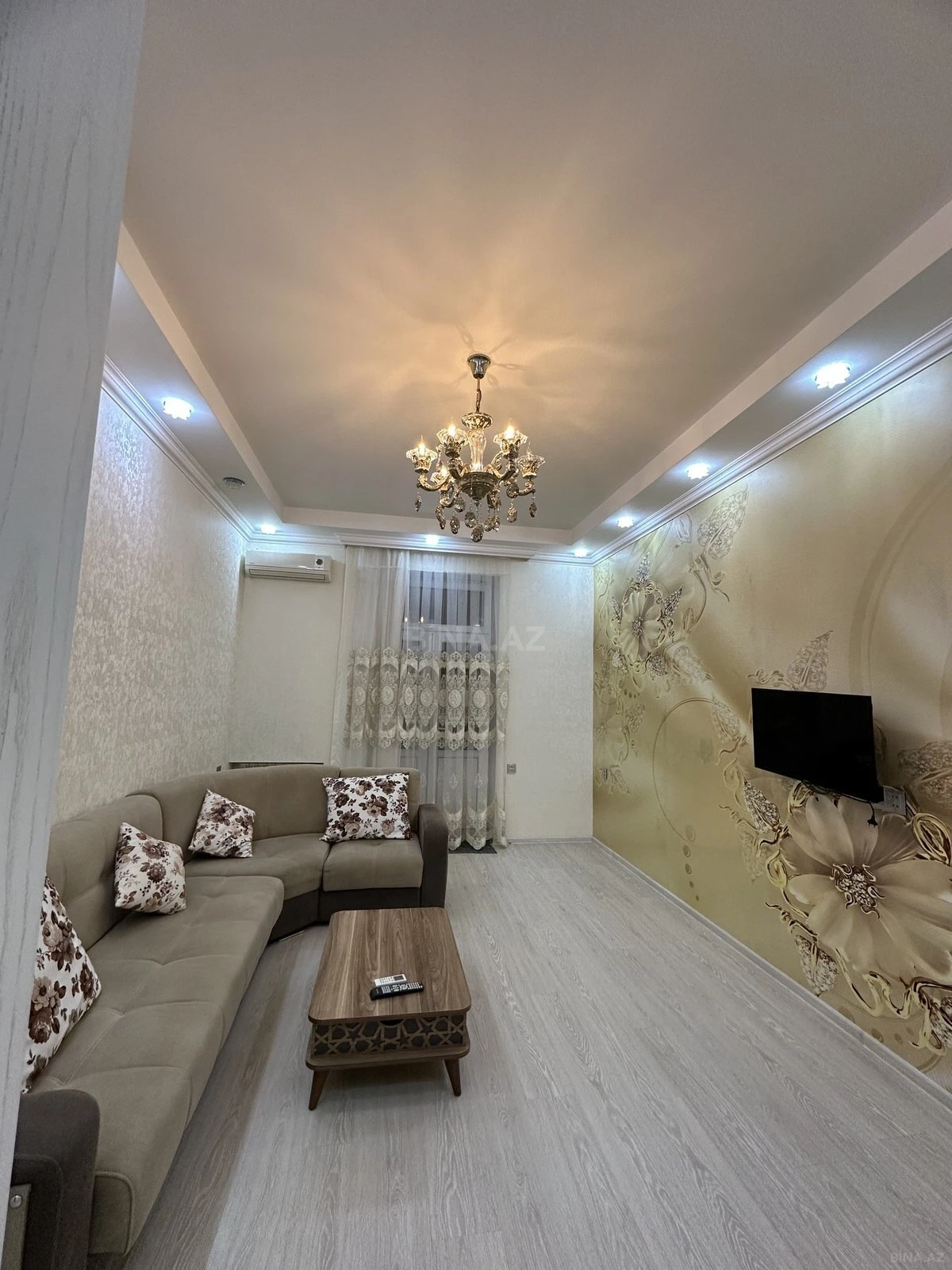 Kirayə verilir 3 otaqlı mənzil 90 m²