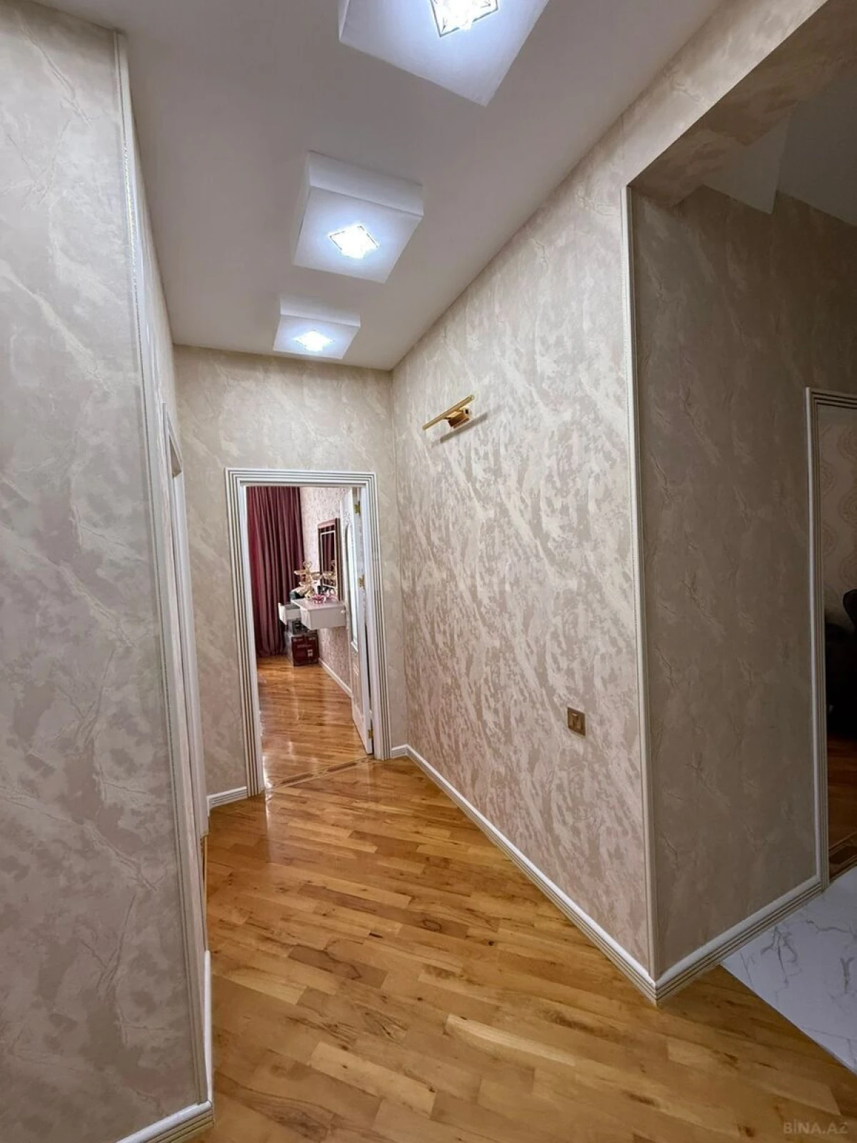 Satılır 3 otaqlı mənzil 100 m²