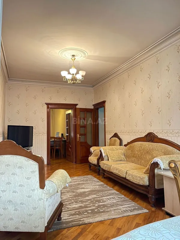 Satılır 3 otaqlı mənzil 70 m²