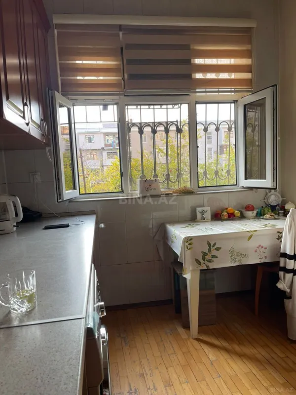 Satılır 3 otaqlı mənzil 70 m²