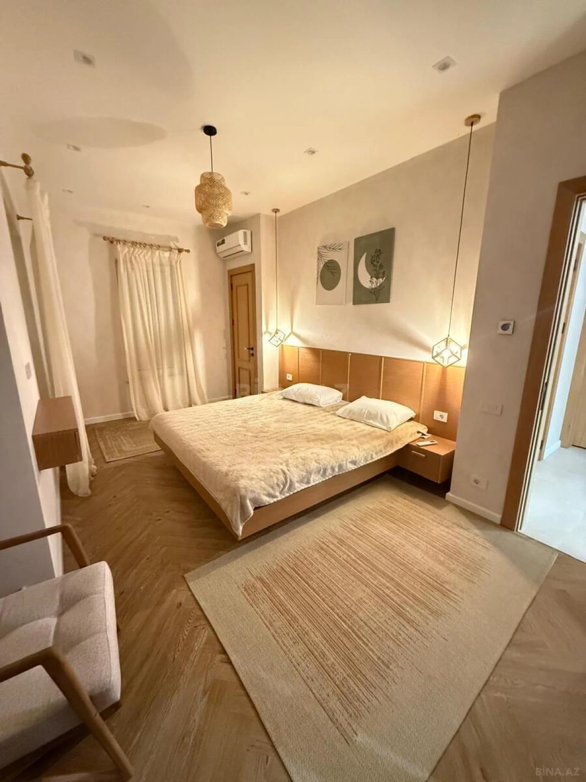 Kirayə verilir 7 otaqlı həyət evi 365 m²