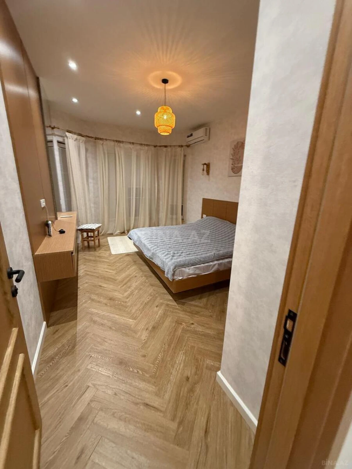 Kirayə verilir 7 otaqlı həyət evi 365 m²