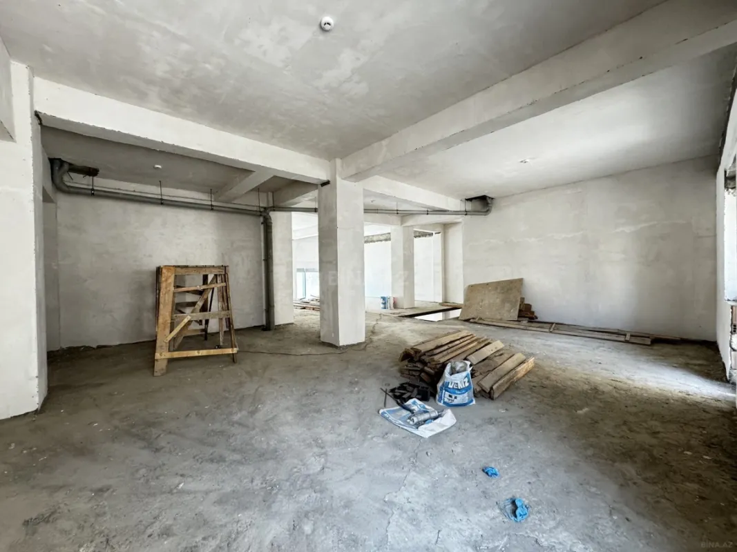 Kirayə verilir obyekt 180 m²