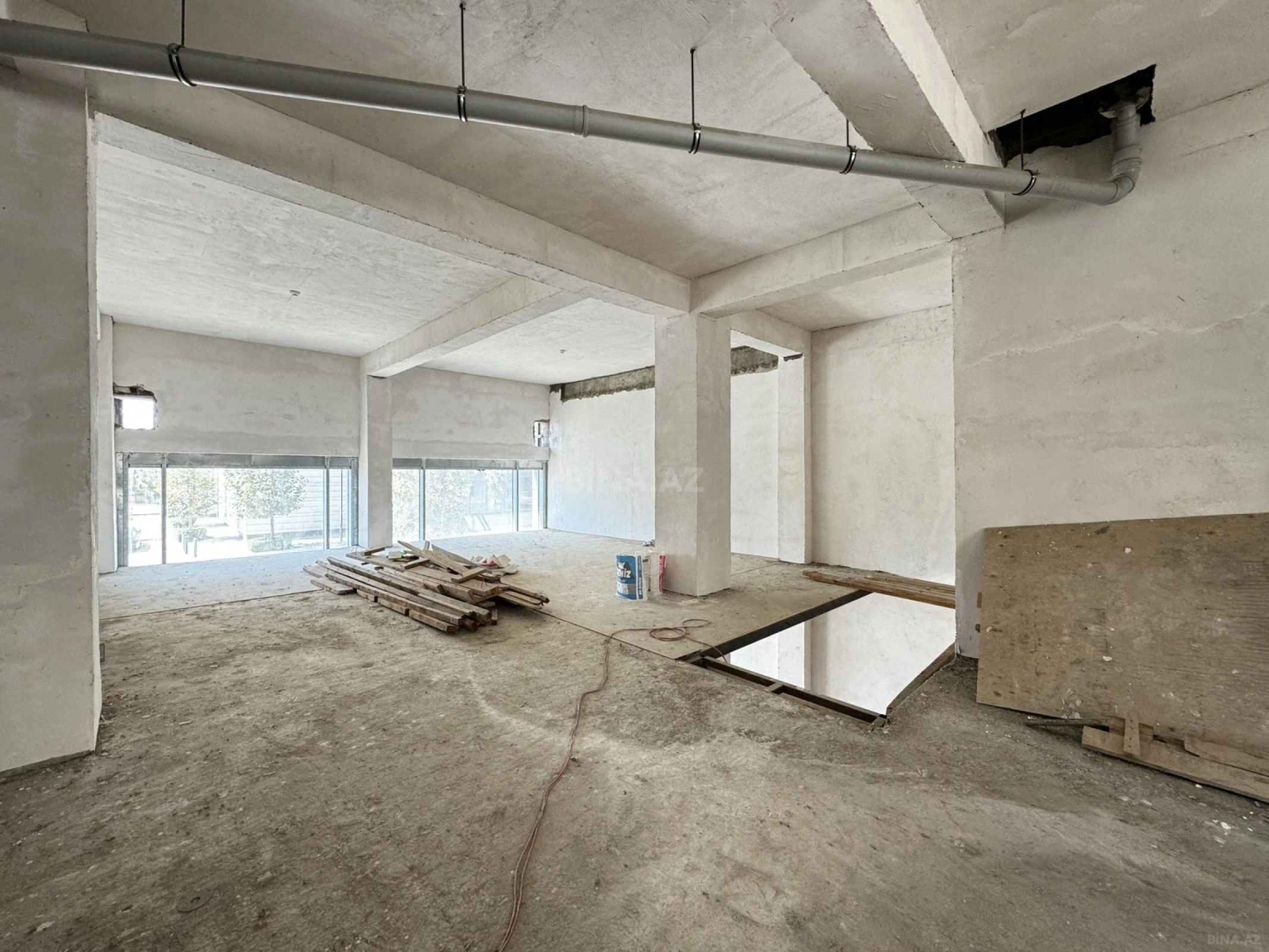 Kirayə verilir obyekt 180 m²