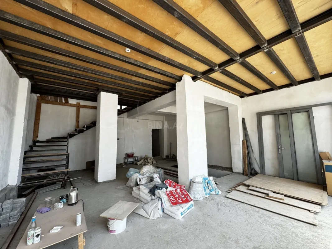 Kirayə verilir obyekt 180 m²