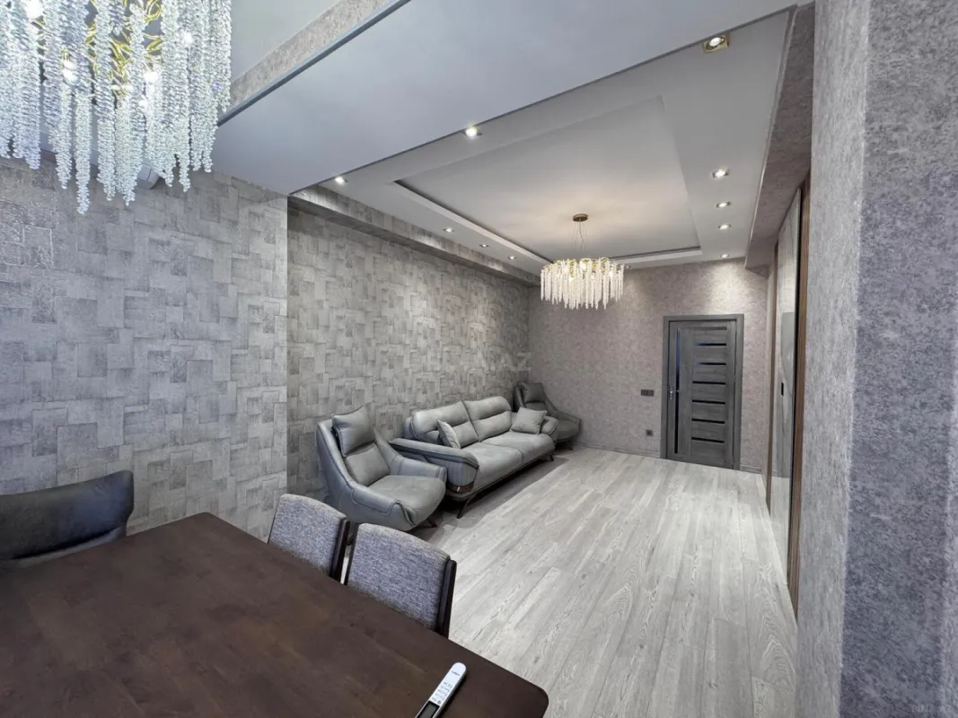 Satılır 3 otaqlı mənzil 100 m²