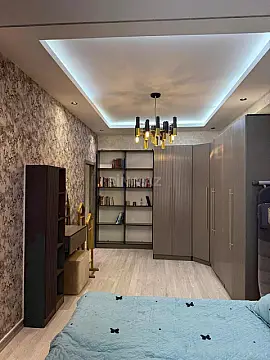 Satılır 3 otaqlı mənzil 100 m²