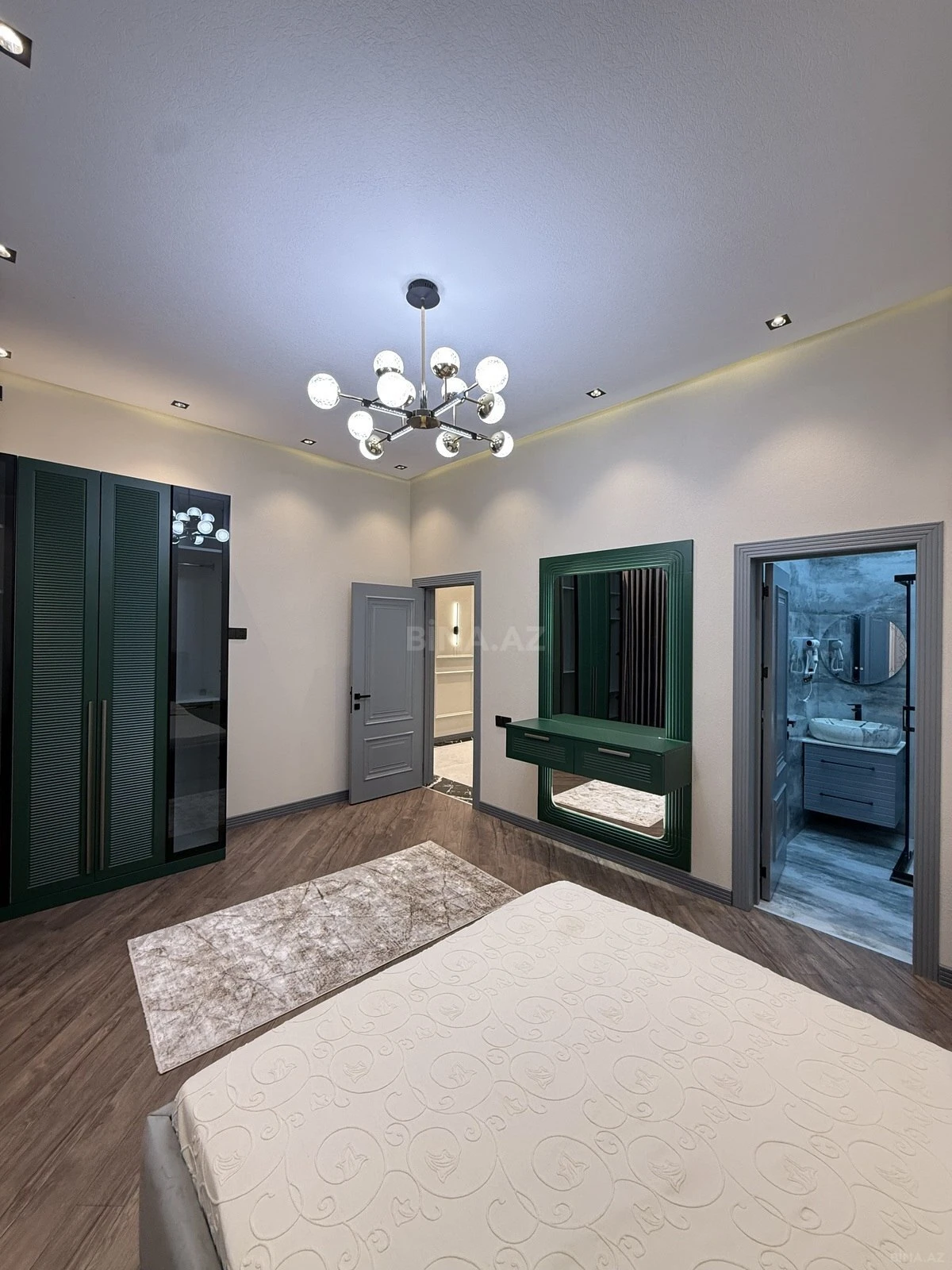 Satılır 4 otaqlı həyət evi 140 m²